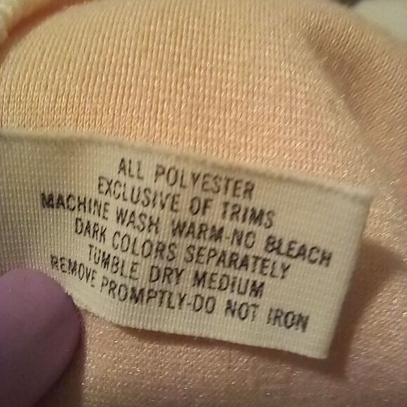 Vintage Shadowline Fleece Housecoat-Medium-Floral Embroidered Yoke-Pockets-Zip - Picture 9 of 10